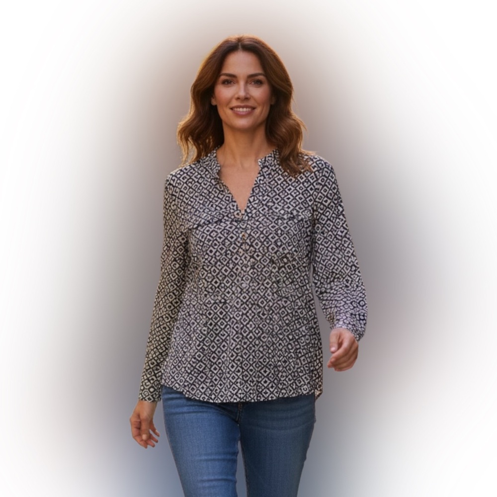 Ava & Grace Monochrome Patterned Blouse